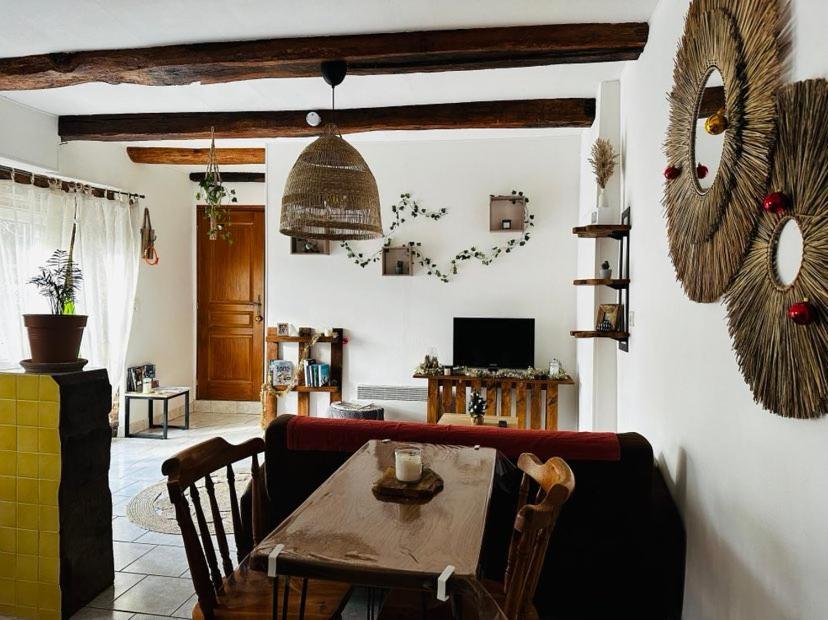 Gite De Mazies Aveyron Broquies Extérieur photo
